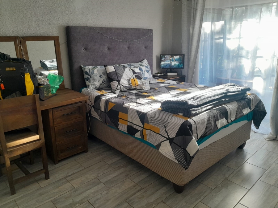 3 Bedroom Property for Sale in Safari Gardens North West